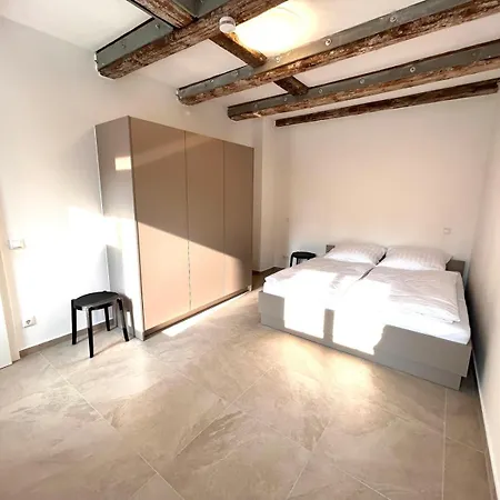 Platzl Am Malteser Amberg